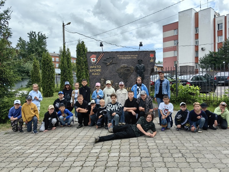 Незаметно пролетел еще один день в лагере «Дорогами творчества»!.